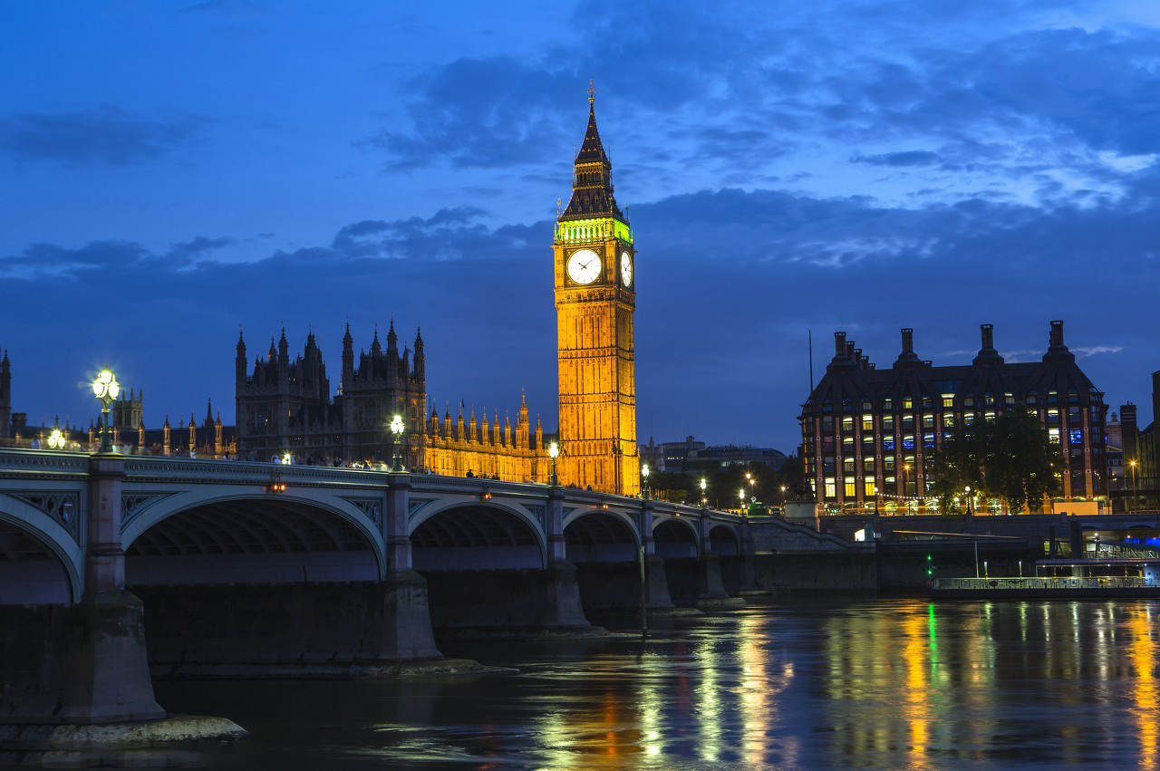 1749776871696383.jpg t017ffe6f27ef9b582e.jpg